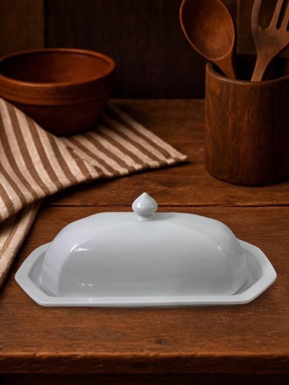 Studio Nova Fine China Maison Blanche Covered Butter Dish White Vintage Design